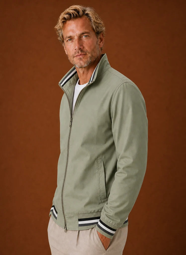 Men's Lightweight Bomber Jacket with Zip-Front Closure for Casual Layering 5