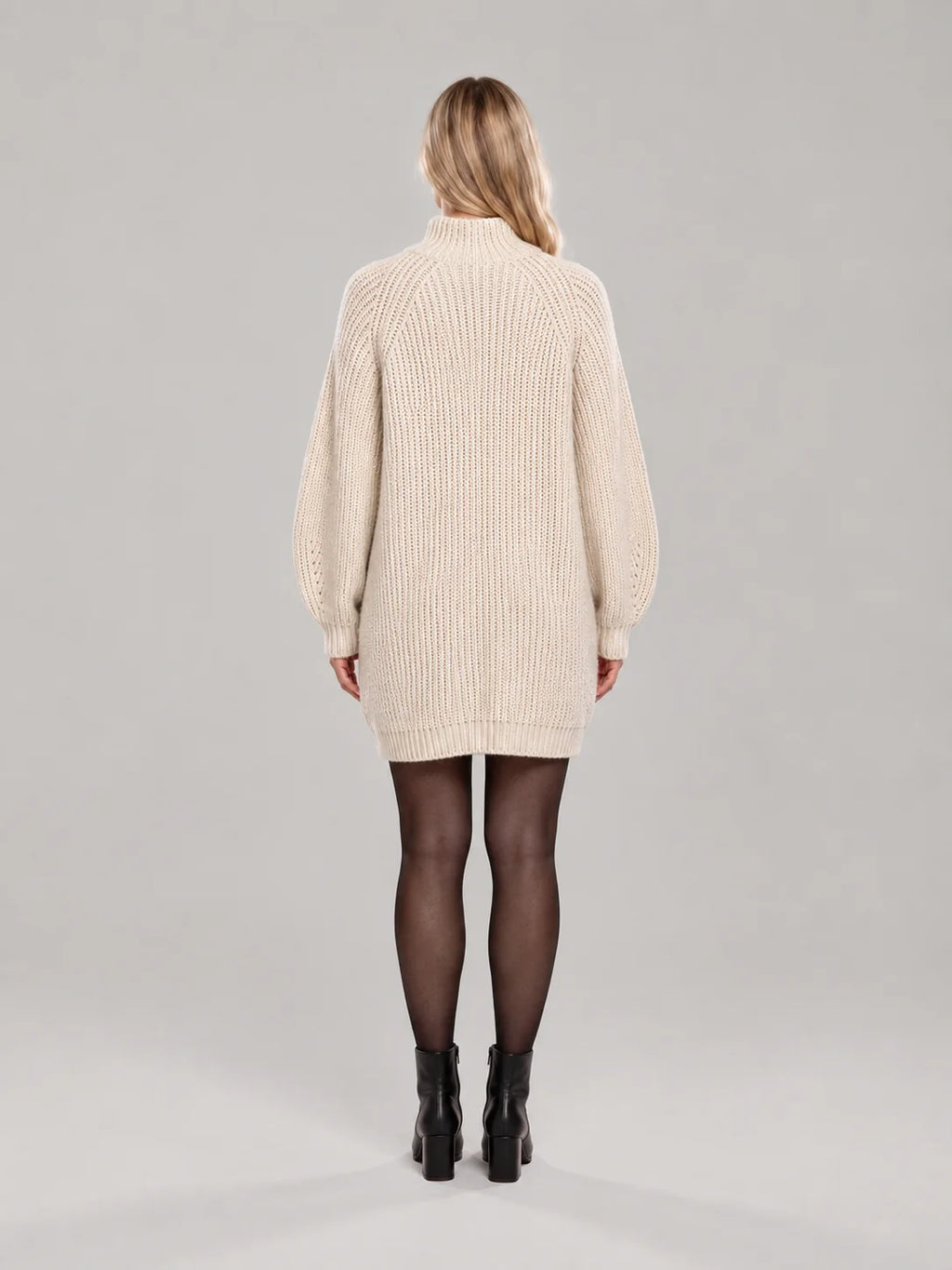 Oversized Rib-Knit Turtleneck Sweater with Stretch Fabric 1