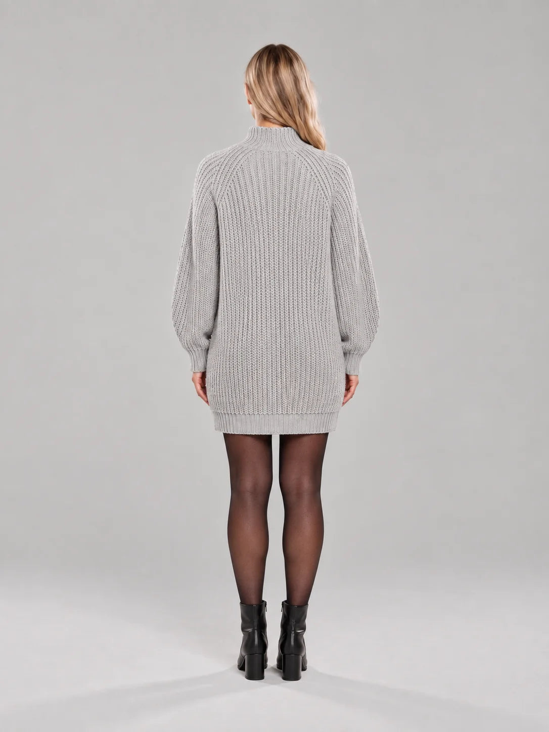 Oversized Rib-Knit Turtleneck Sweater with Stretch Fabric 8