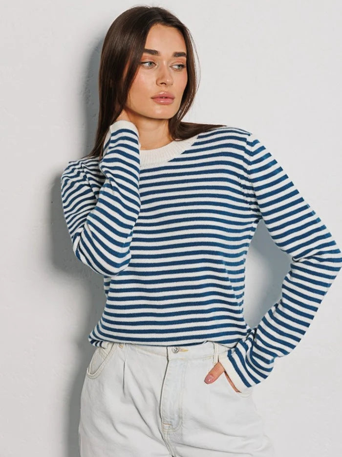 Striped Round Neck Women's Sweater in Soft, Comfortable Fabric 1