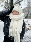 Thick Warm Winter Scarf with Tassels for Women - Soft and Cozy Accessory 3