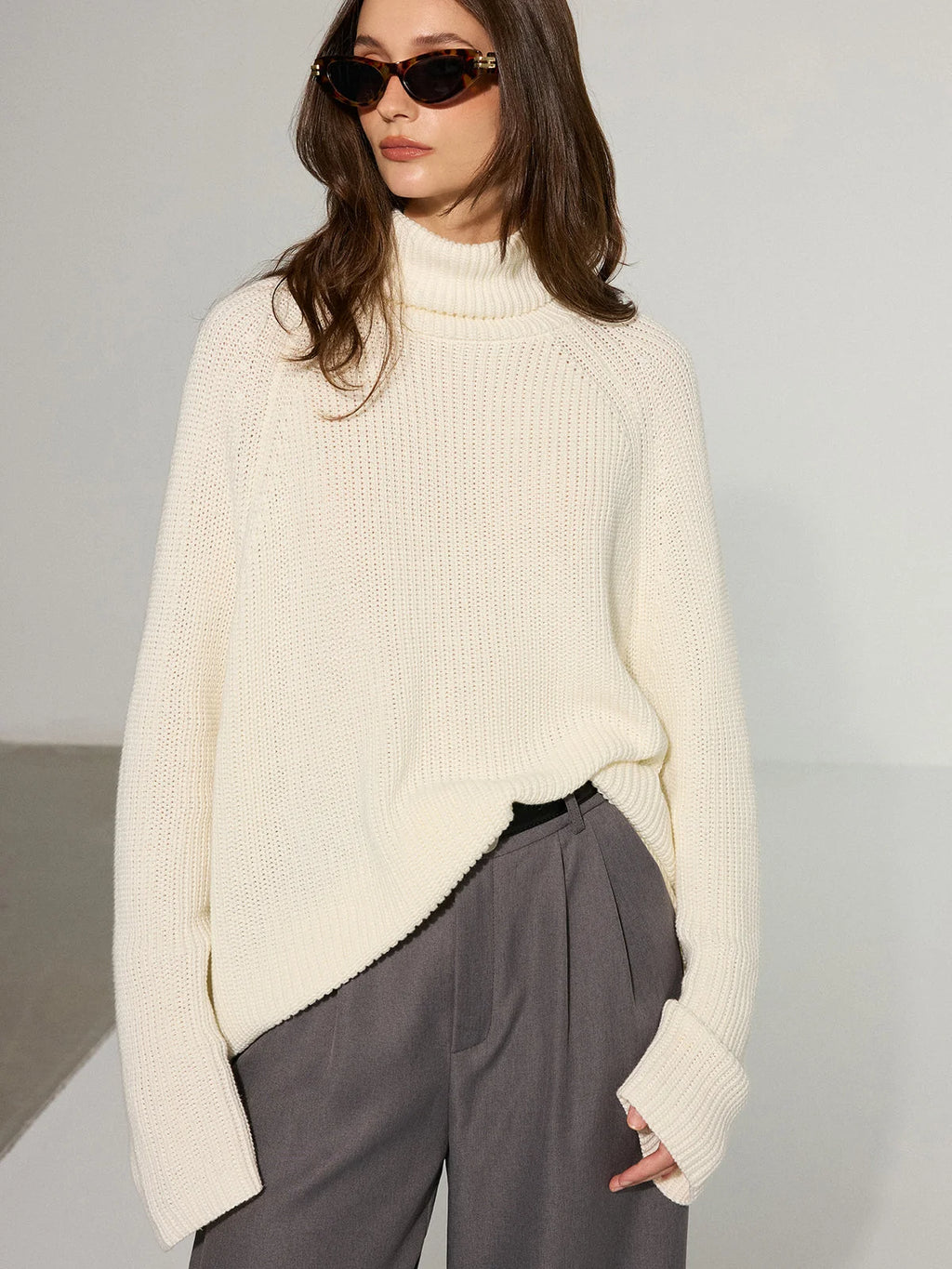 Women's Oversized Turtleneck Sweater with Open Back Detail 4