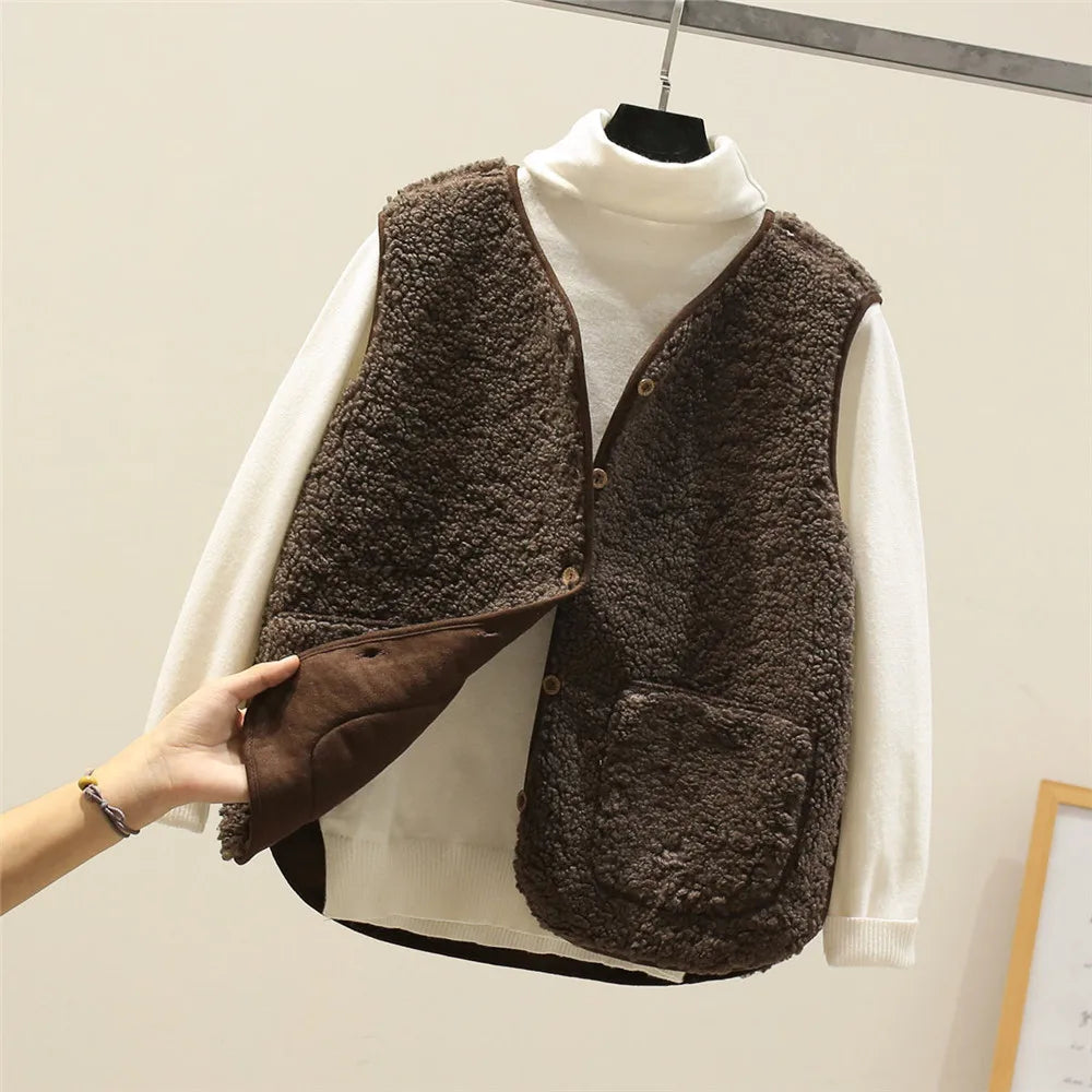 Women's Warm Cotton Bodywarmer with Button Closure and Pockets 3