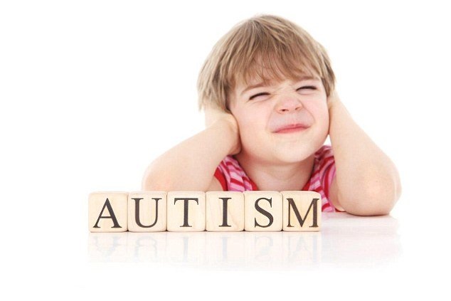 دلایل ابتلا به اوتیسم